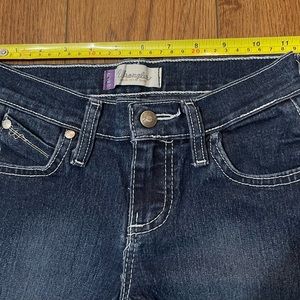 Wrangler QBaby 8 Regular